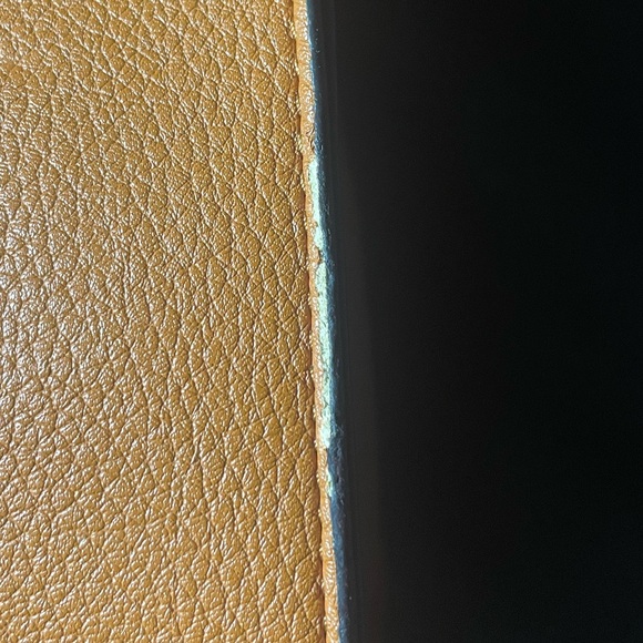 Brown Leather Forever 21 Bag with Detachable Shoulder Strap & Gold Buckle Detail - Picture 4 of 9